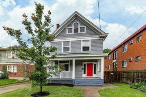 6 BR Home Just Minutes From Downtown Cincinnati